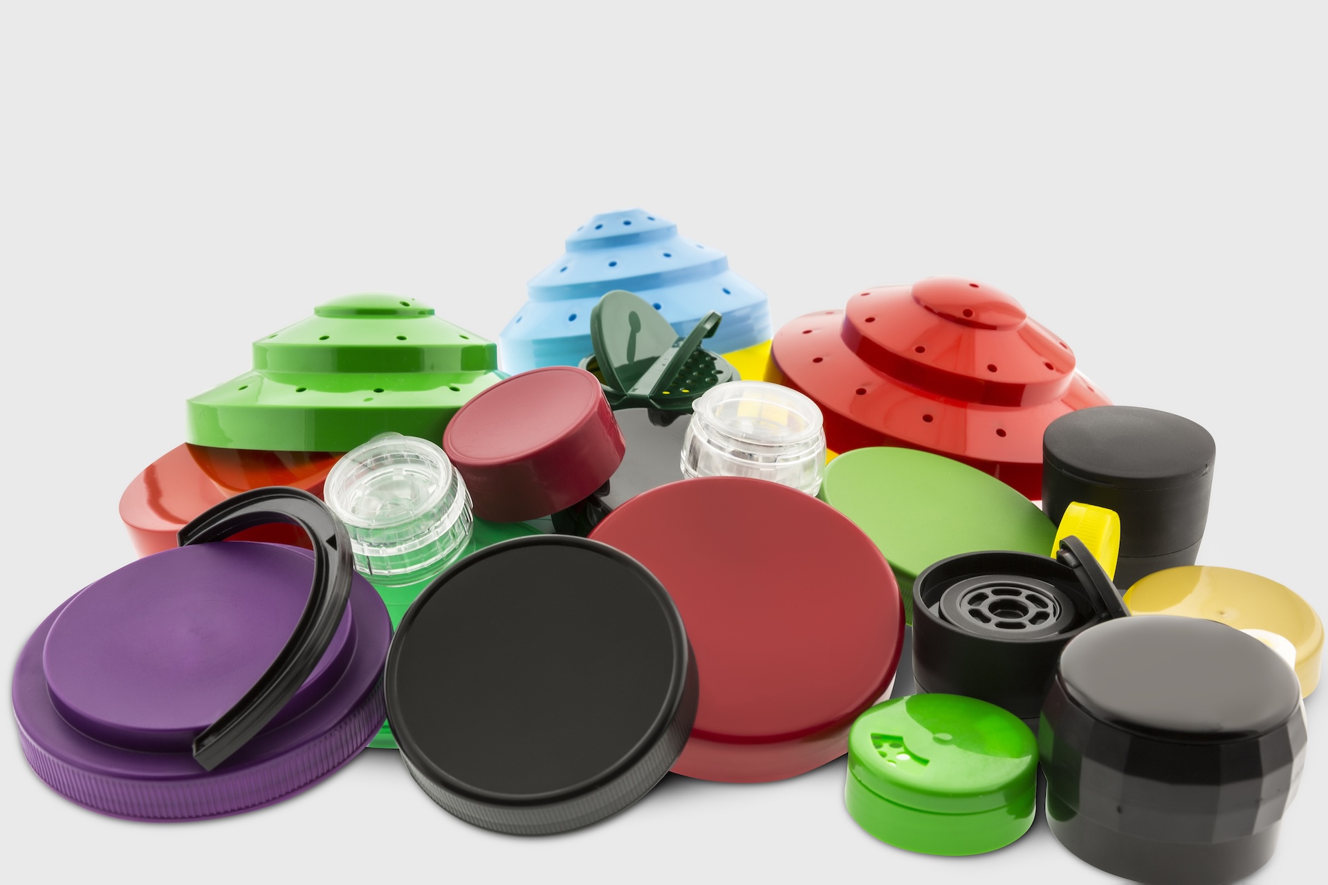 Caps & Grinders